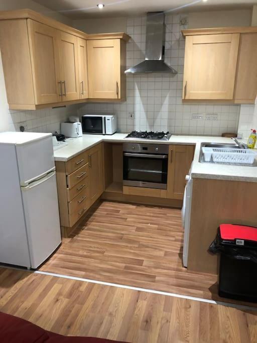 Justalf Facilities-Spacious 2-Bed Apartment In Thamesmead, Greenwich Londres Exterior foto